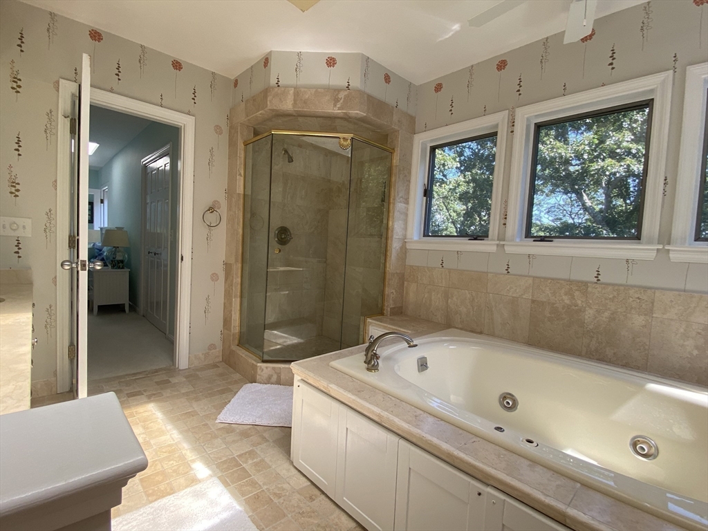 15 Clear Pond Rd Property Photo 19