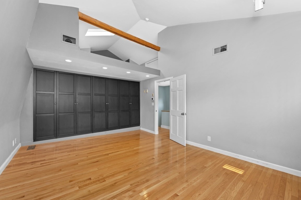 8 Clinton Pl Property Photo 8