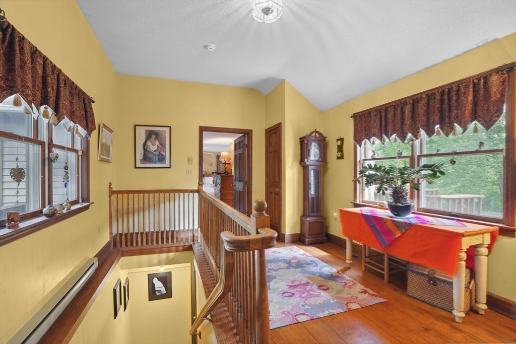 33 Homestead Ave Property Photo 18