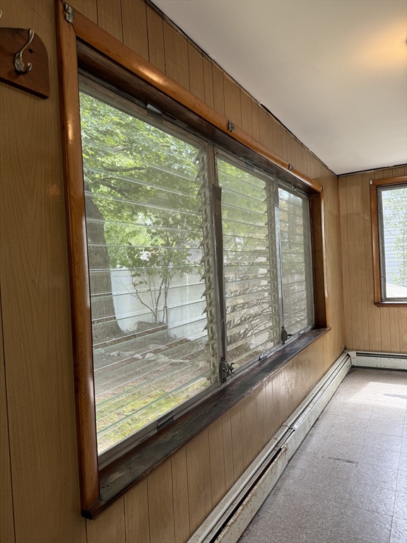 209 Waterman Ave Property Photo 6