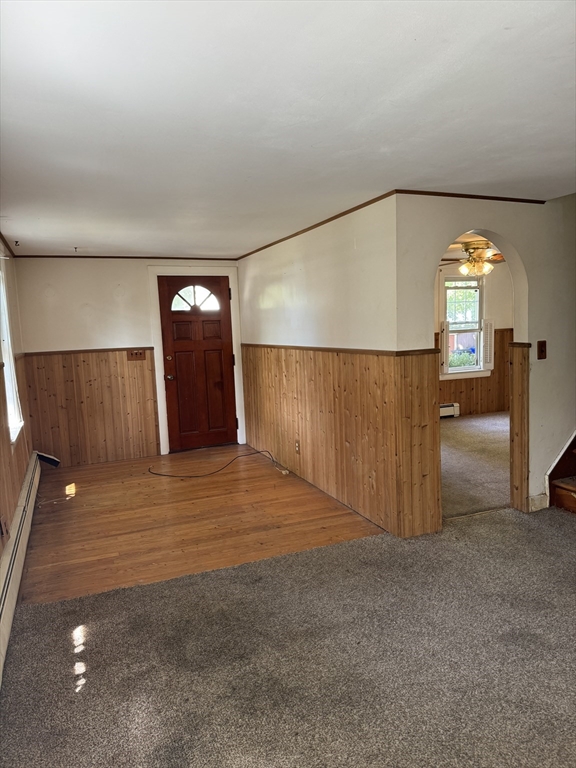 209 Waterman Ave Property Photo 11