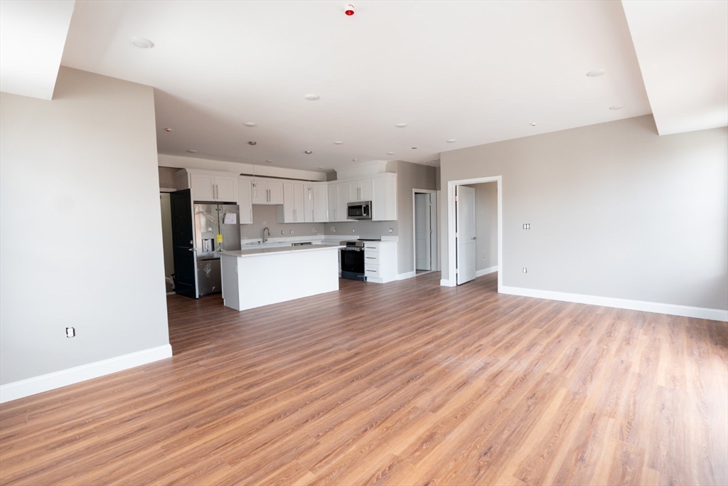 13 Nahant Street # 2a Property Photo 1
