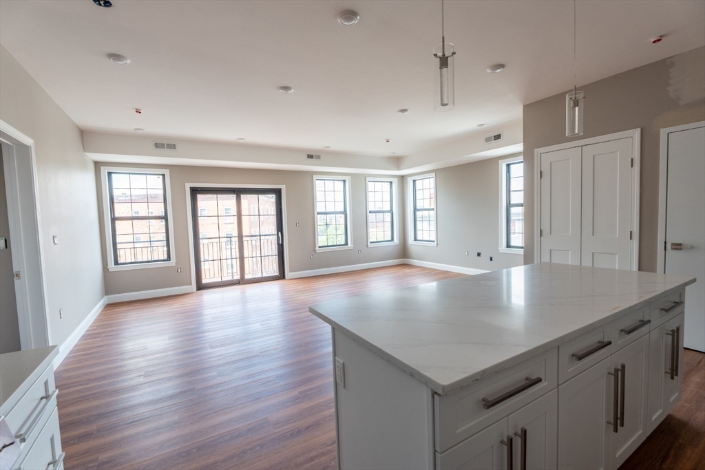 13 Nahant Street # 2a Property Photo 2