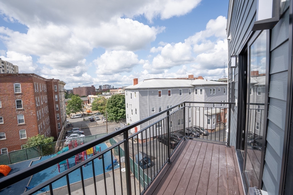 13 Nahant Street # 2a Property Photo 5