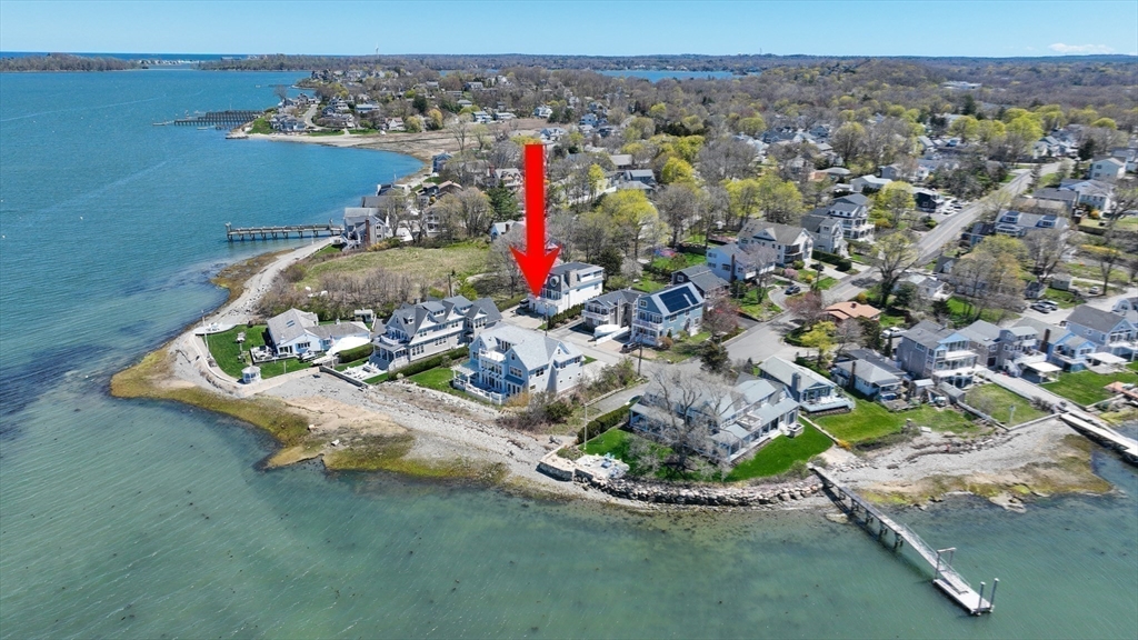 2 Beach Ln Property Photo 2