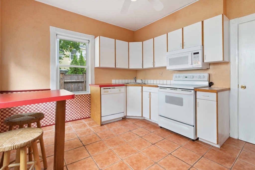 64 Warren Street # 2 Property Photo 14