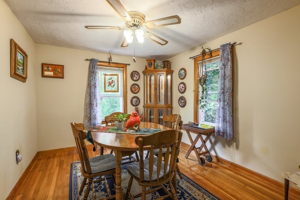 62 Riverlin St Property Photo 9