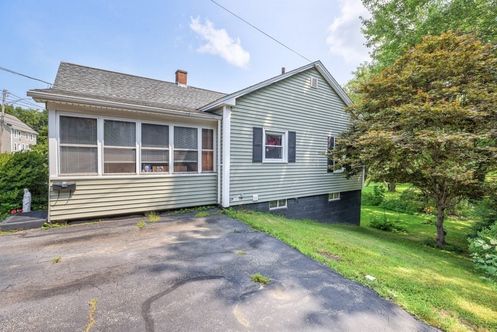 62 Riverlin St Property Photo 21