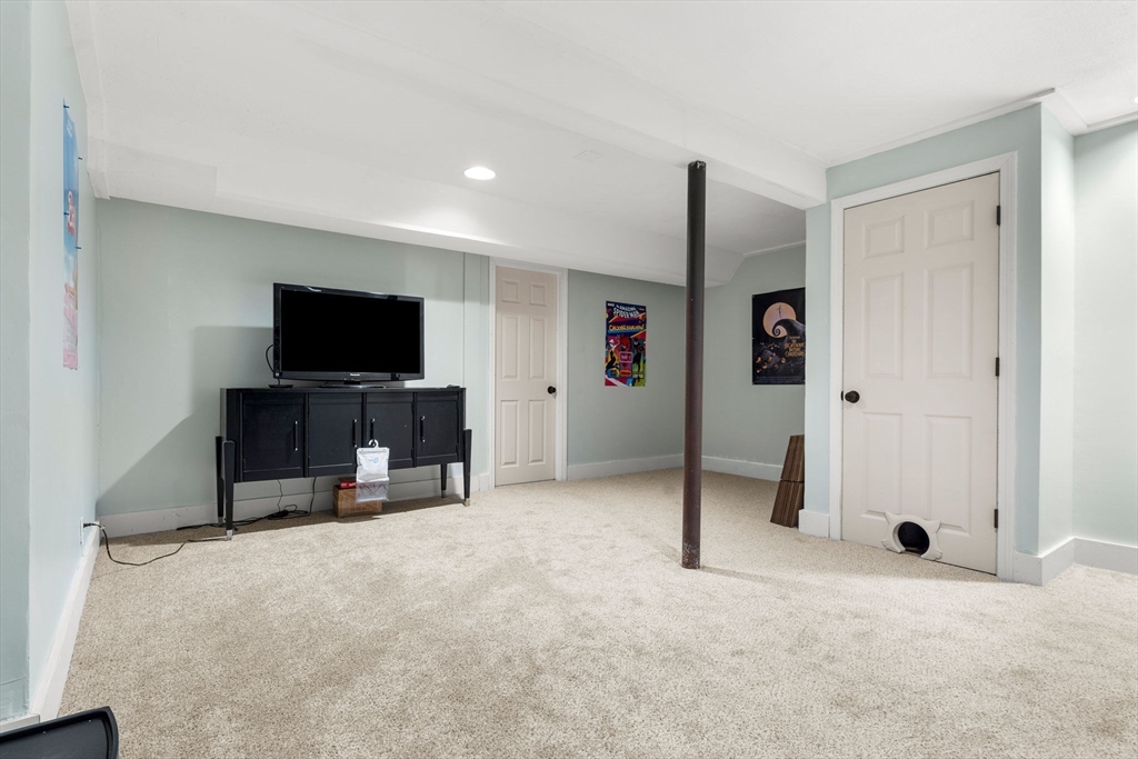 30 Glen Devin St. # 30 Property Photo 23