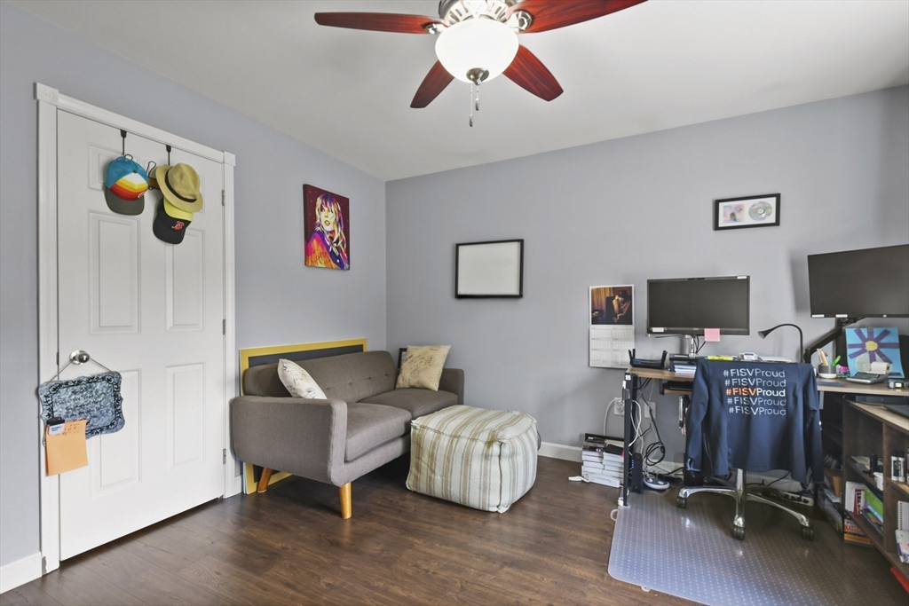 147 Richmond St Property Photo 23