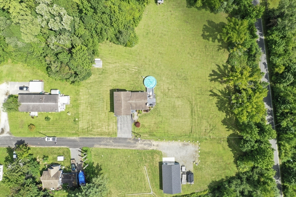 147 Richmond St Property Photo 41