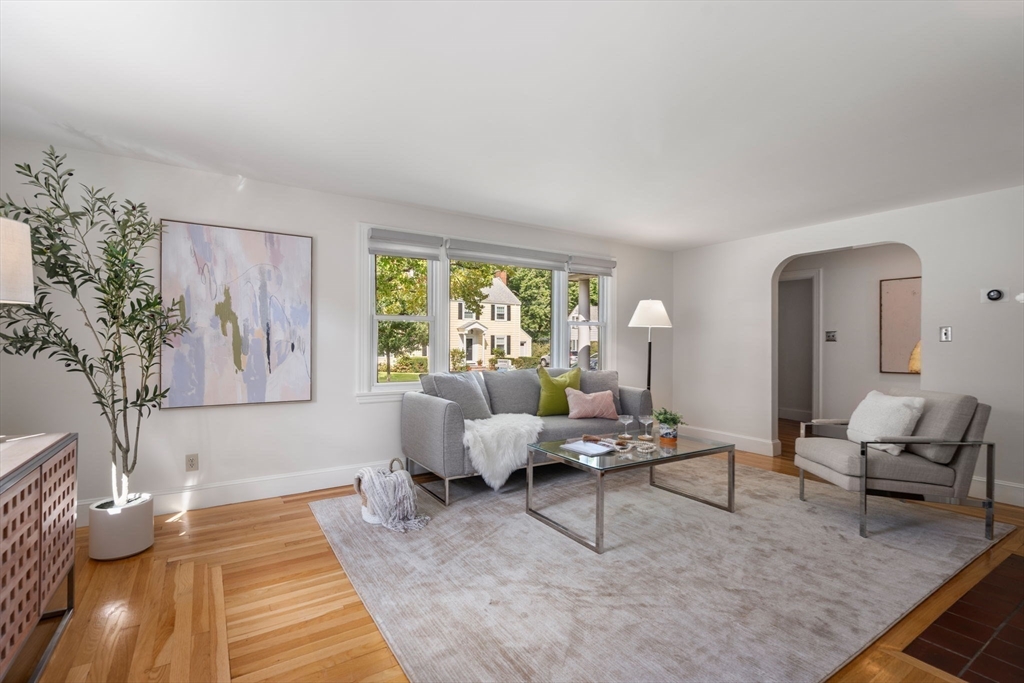 20 Taylor Road Property Photo 2