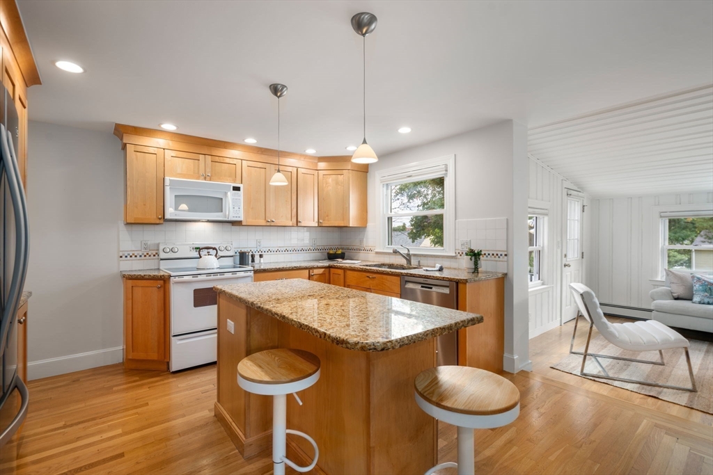 20 Taylor Road Property Photo 6