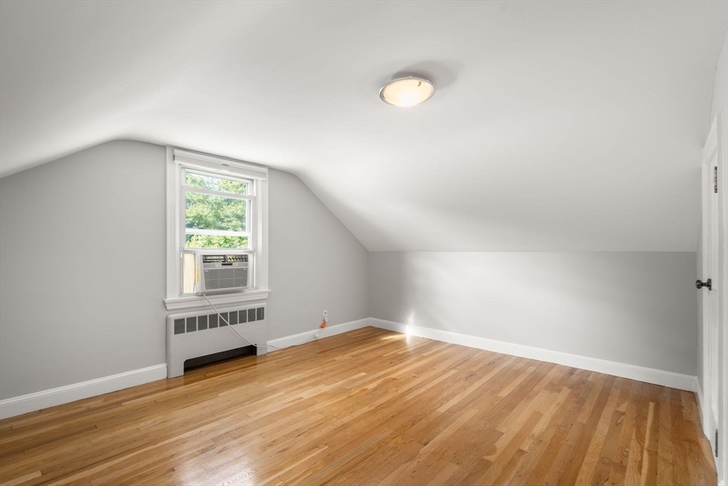 20 Taylor Road Property Photo 15