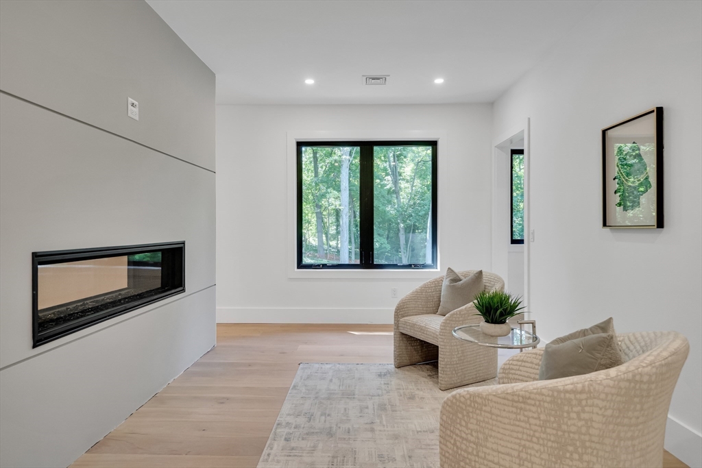 8 Winston Road Property Photo 24