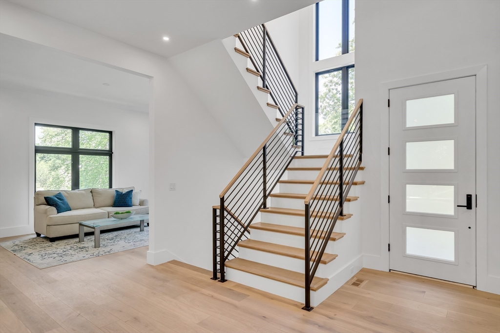 8 Winston Road Property Photo 28