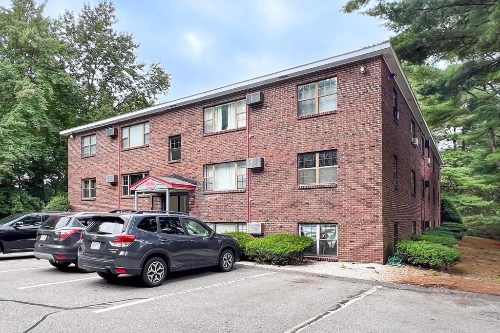 53 Swanson Ct # 11c Property Photo
