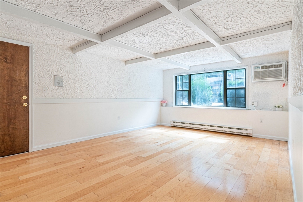 53 Swanson Ct # 11c Property Photo 4