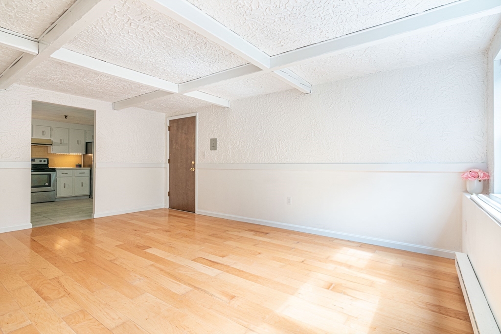 53 Swanson Ct # 11c Property Photo 6