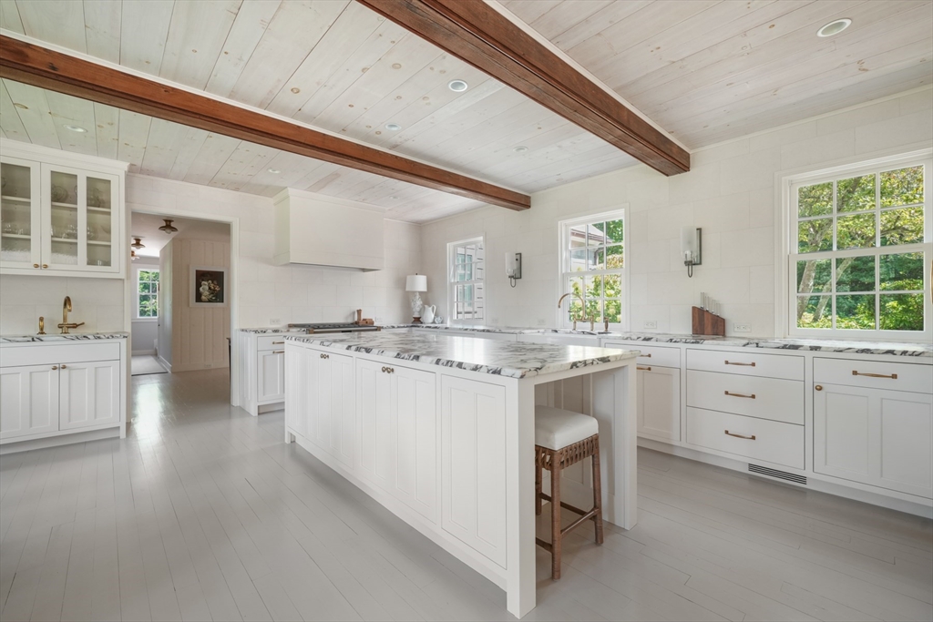 503 Sippewissett Road Property Photo 17