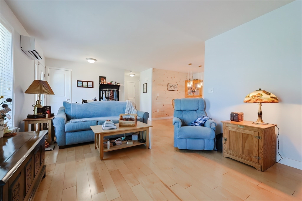 20 Austin Street Property Photo 8