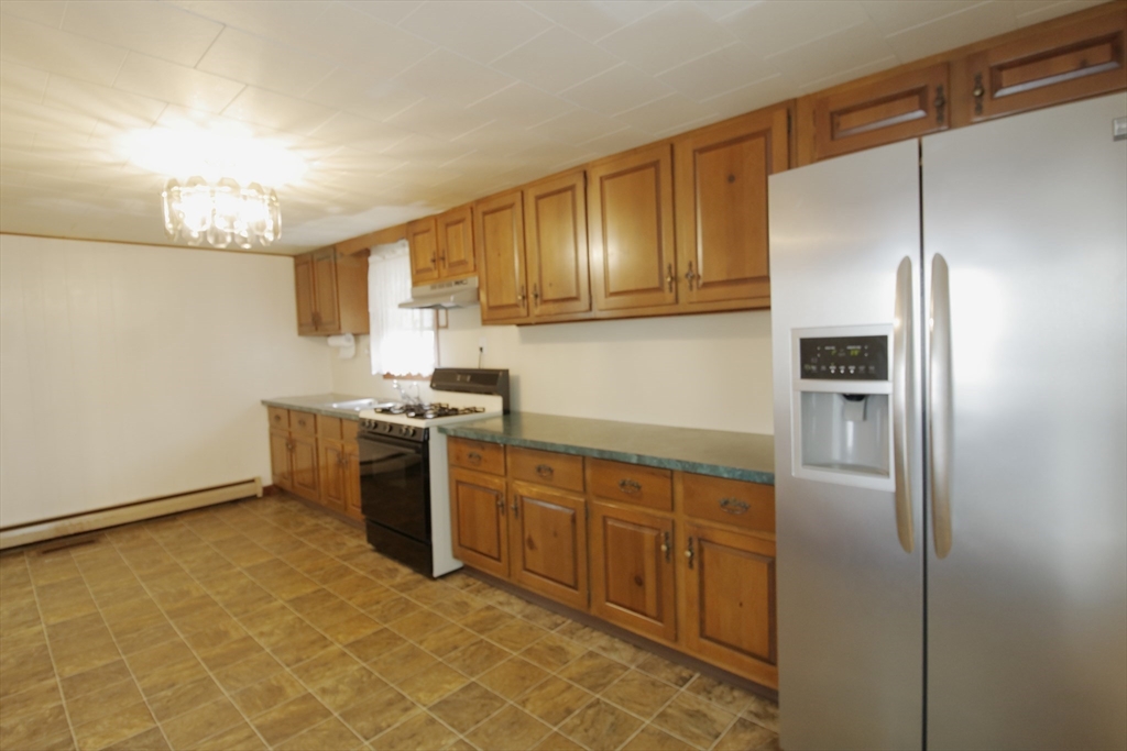 162 Jencks St. Property Photo 8