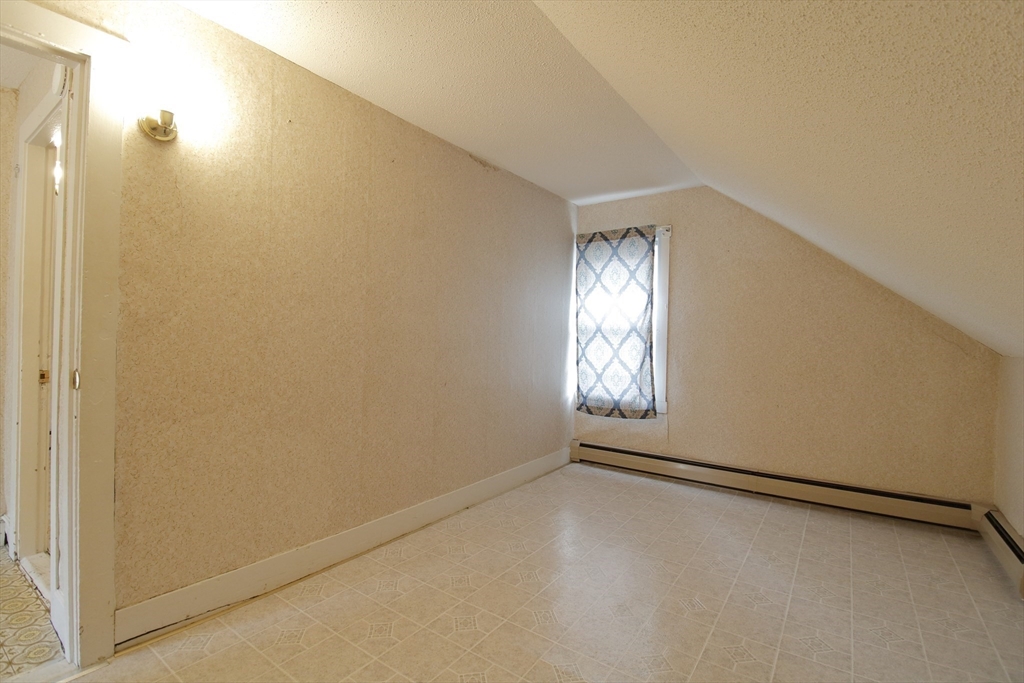 162 Jencks St. Property Photo 18