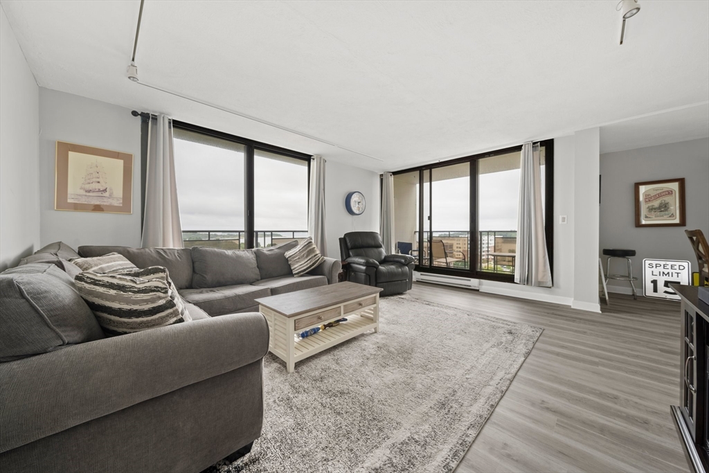 61 Broad Reach Property Photo 1