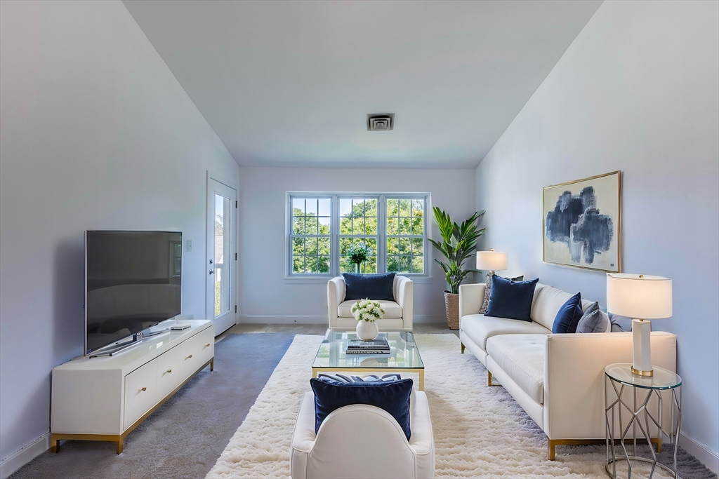 600 Brookside Drive # M Property Photo