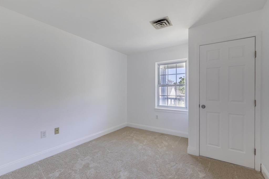 600 Brookside Drive # M Property Photo 10