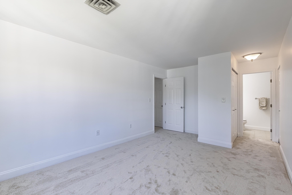 600 Brookside Drive # M Property Photo 16