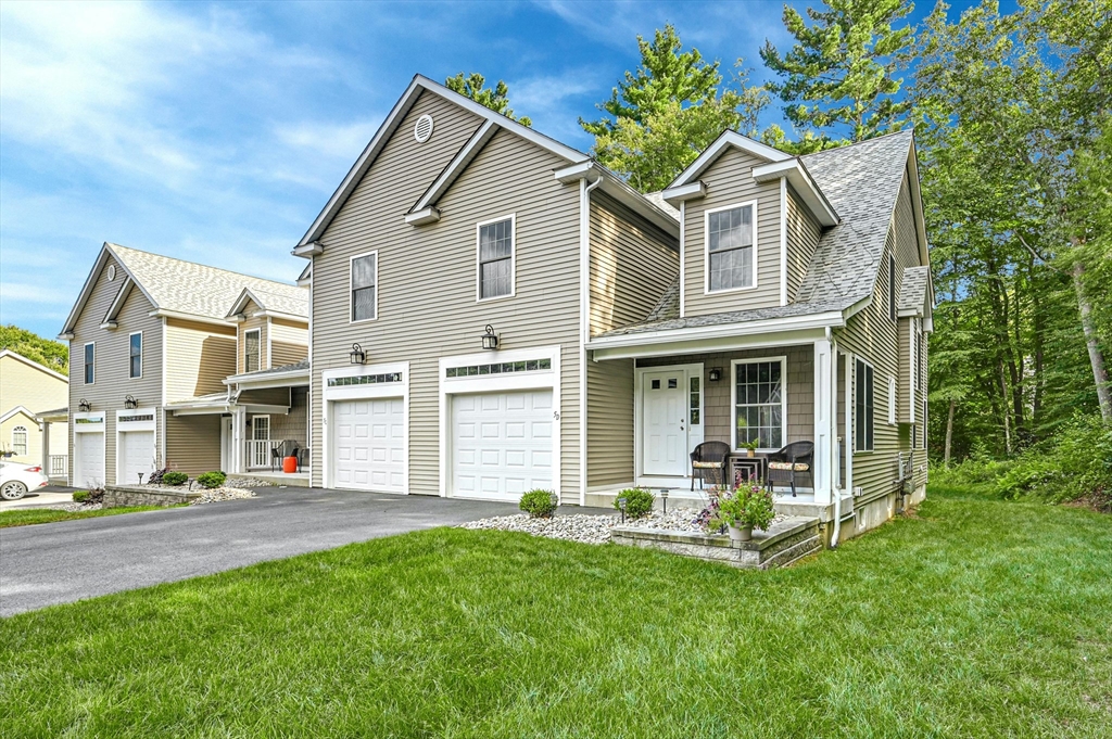 5 Peter St # D Property Photo 1