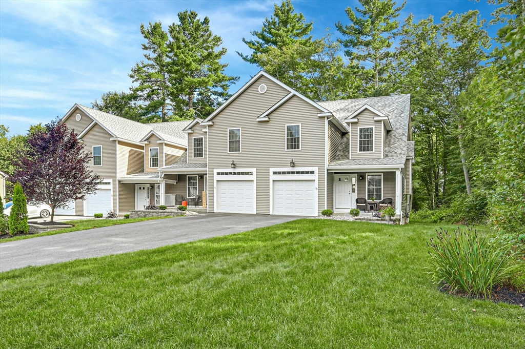 5 Peter St # D Property Photo 3