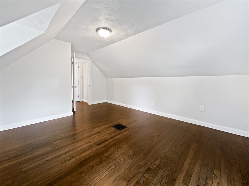 444 Lowell St Property Photo 23