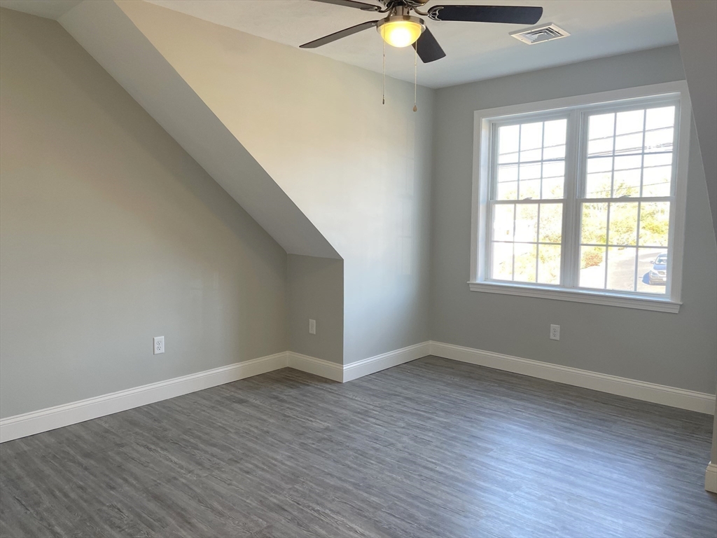 1139 Main Street # 2 Property Photo 17