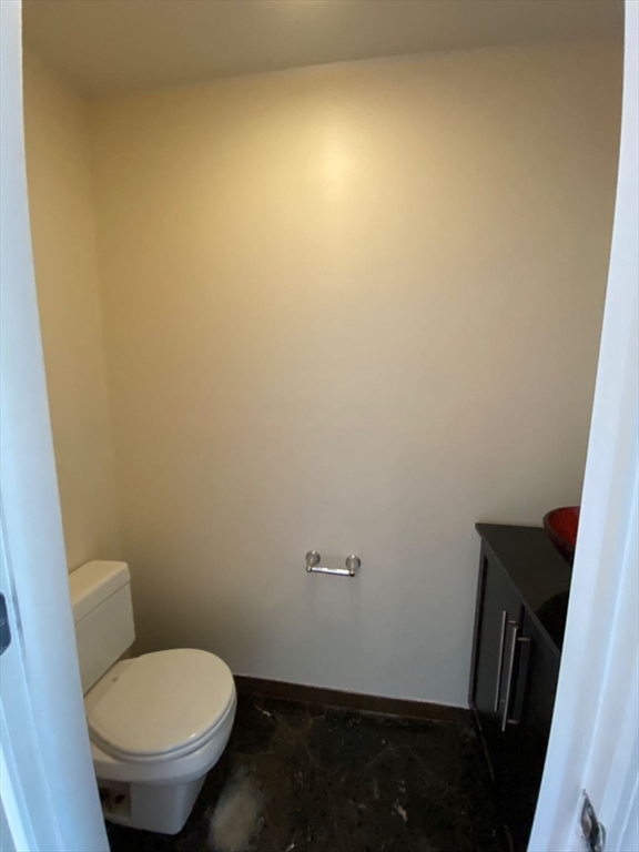 22 Chestnut St # 22 Property Photo 8