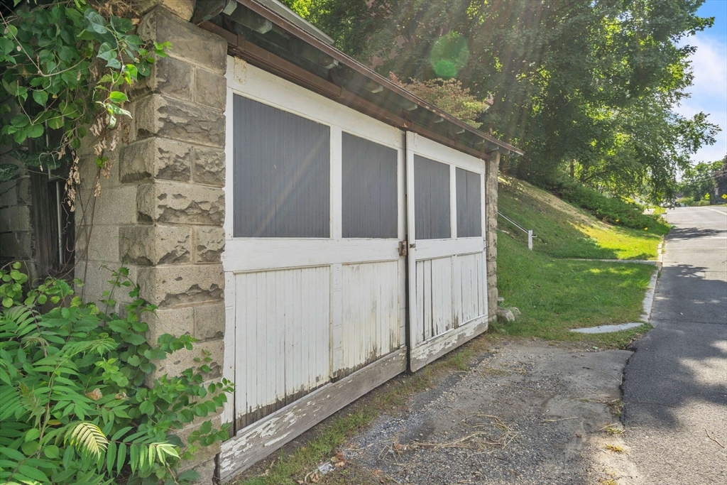 314 Church St Property Photo 8