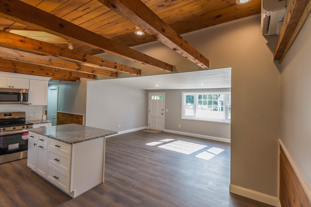 36 Robert St Property Photo 14