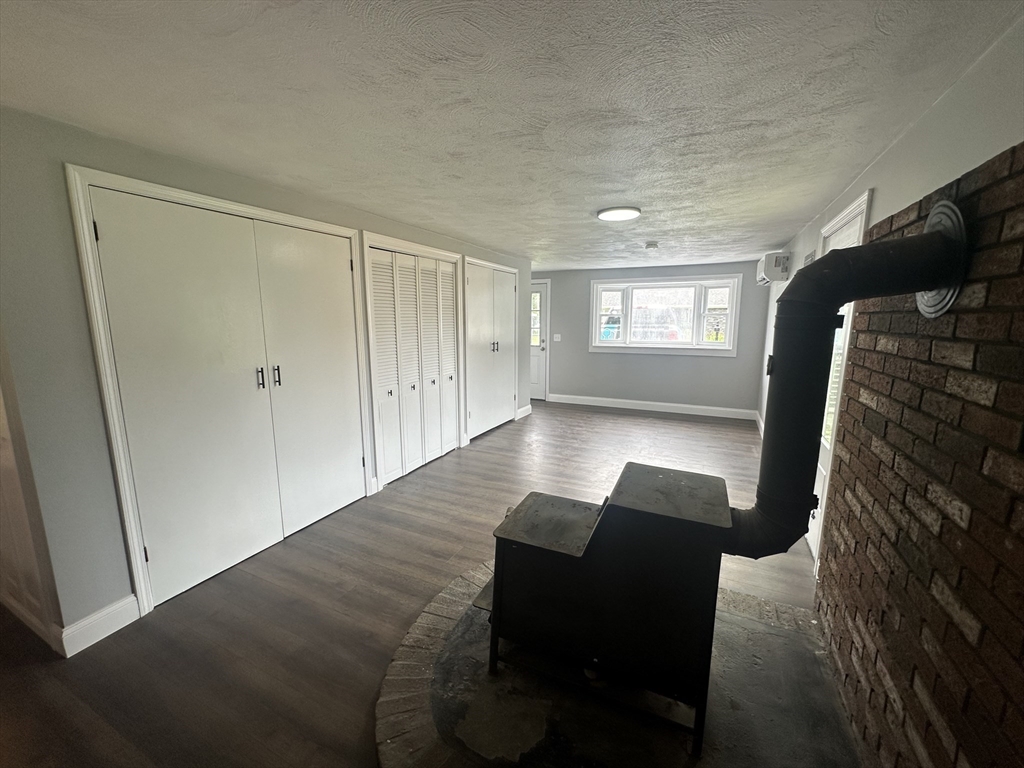 36 Robert St Property Photo 15