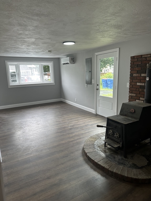 36 Robert St Property Photo 16