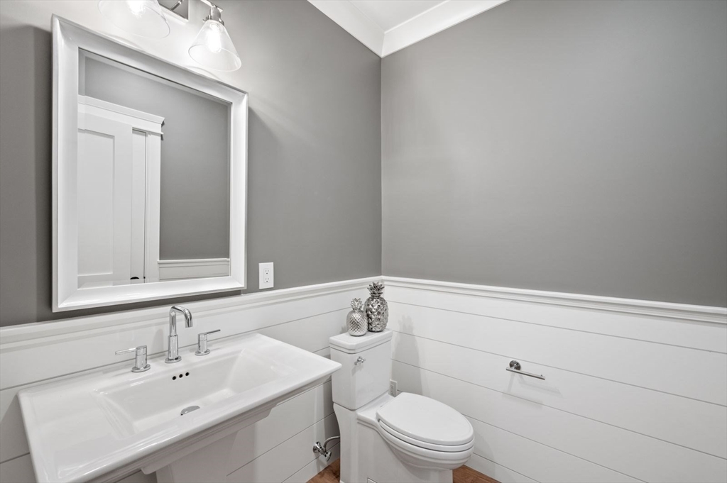 28 Stacey Street # A Property Photo 18