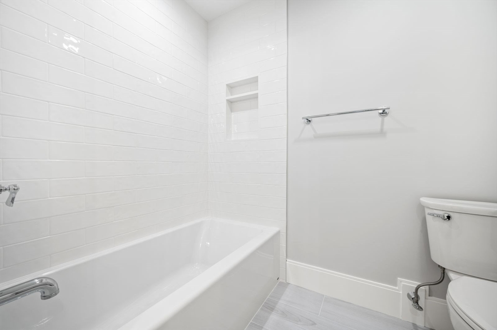 28 Stacey Street # A Property Photo 35