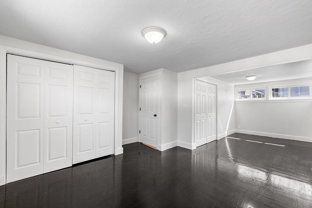 37 Halliday St Property Photo 10