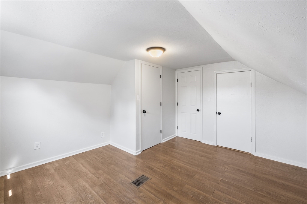 37 Halliday St Property Photo 15