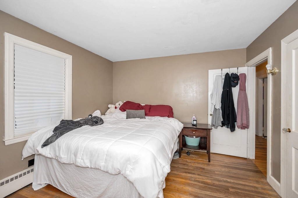 71 Middlesex Ave Property Photo 11