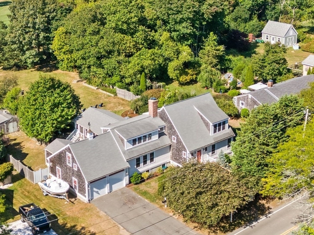 477 Hatherly Rd Property Photo 1