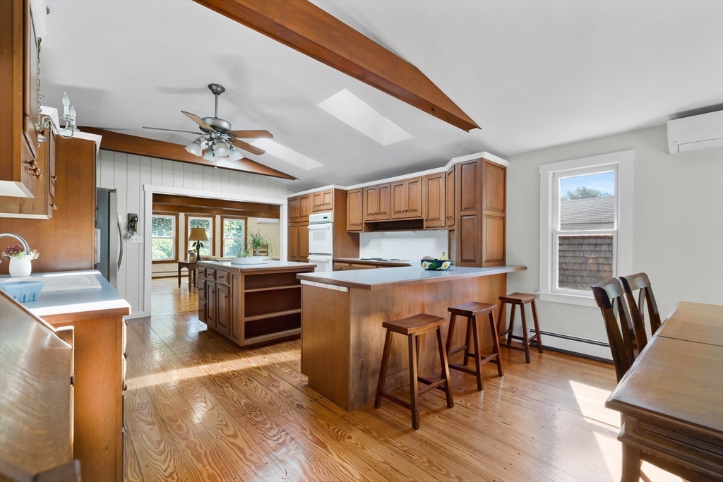 477 Hatherly Rd Property Photo 8