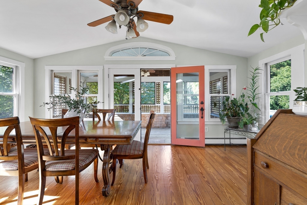 477 Hatherly Rd Property Photo 9