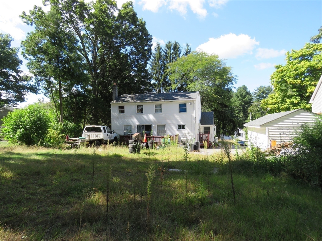 314 Main St Property Photo 6