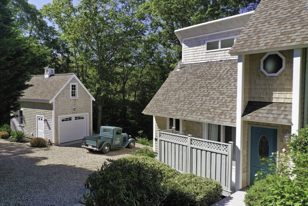 41 Halyard Ln Property Photo 2